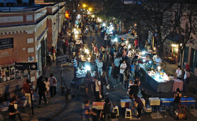 Feria de artesanias en Córdoba